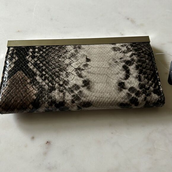 New Mundi Bar Harbor faux snake skin wallet clutch - Picture 3 of 4